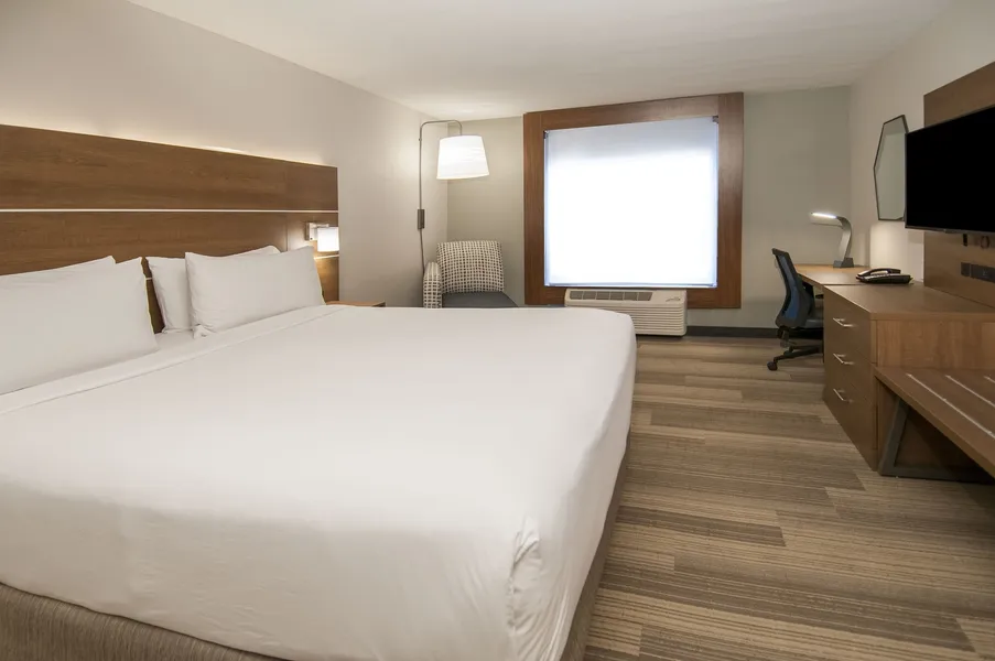 Holiday Inn Express & Suites Plano West - Frisco by IHG hotel detail image 6