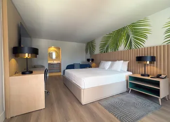 The Harrison Hotel Downtown Hollywood FL, an Ascend Collection Hotel hotel thumbnail 8