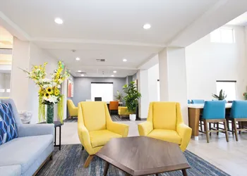 Holiday Inn Express & Suites Sacramento NE Cal Expo by IHG hotel thumbnail 5