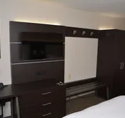 Holiday Inn Express & Suites Waterville - North by IHG hotel detail image 3