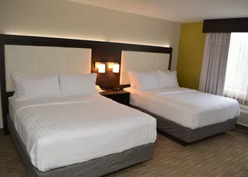 Holiday Inn Express & Suites Waterville - North by IHG hotel thumbnail 5