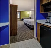 Holiday Inn Express & Suites Crossville by IHG hotel detail image 7