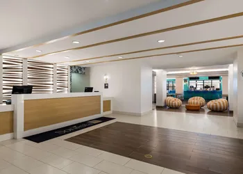 Sonesta ES Suites Orlando - International Drive hotel thumbnail 2