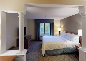 Holiday Inn Express Biddeford by IHG hotel thumbnail 6