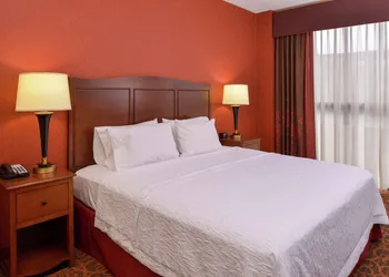 Hampton Inn Frederick hotel thumbnail 5
