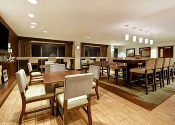 Hampton Inn Atlanta-Mall Of Georgia hotel thumbnail 2