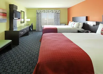 Holiday Inn Garland by IHG hotel thumbnail 2