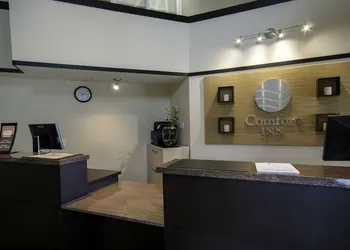 Comfort Inn hotel thumbnail 6