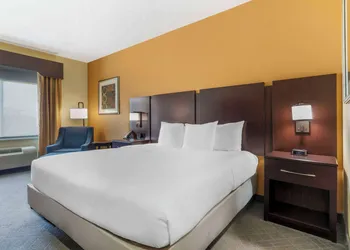Comfort Inn & Suites Mexia hotel thumbnail 4