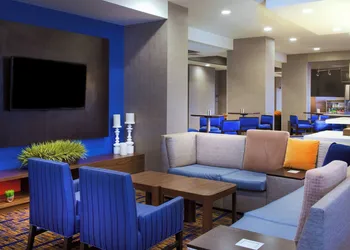Courtyard by Marriott Bloomington hotel thumbnail 3