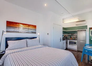 Venice Breeze Suites hotel thumbnail 6