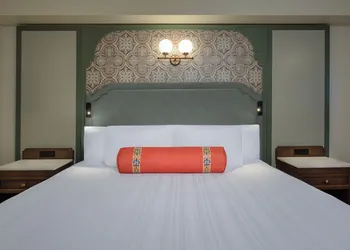 Disney's Port Orleans Resort French Quarter hotel thumbnail 5