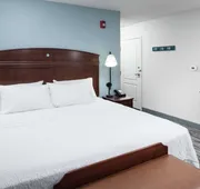 Hampton Inn & Suites Rochester-North hotel detail image 4