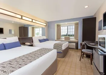 Microtel Inn & Suites by Wyndham Klamath Falls hotel thumbnail 7