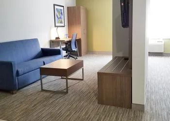 Holiday Inn Express Hotel & Suites Swansea by IHG hotel thumbnail 4