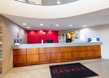 Ramada by Wyndham Columbus North hotel thumbnail 3