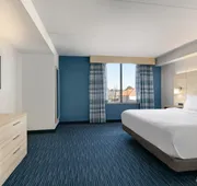 Holiday Inn Express Hotel & Suites Norfolk Airport by IHG hotel detail image 4