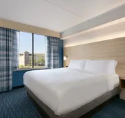 Holiday Inn Express Hotel & Suites Norfolk Airport by IHG hotel detail image 5