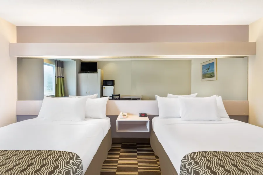 Microtel Inn & Suites by Wyndham Richmond Airport hotel detail image 6