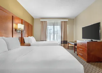Comfort Suites Tallahassee Capitol - University Area hotel thumbnail 7