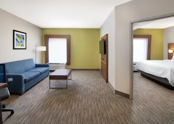 Holiday Inn Express Statesboro by IHG hotel thumbnail 7