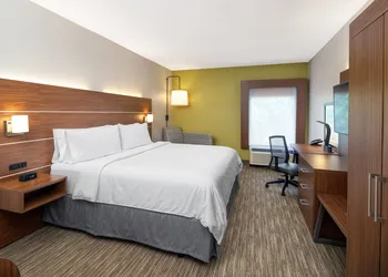 Holiday Inn Express Statesboro by IHG hotel thumbnail 8