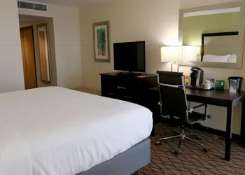 Holiday Inn Corpus Christi Downtown Marina by IHG hotel thumbnail 6