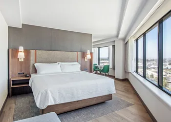 Holiday Inn Los Angeles Gateway - Torrance by IHG hotel thumbnail 5