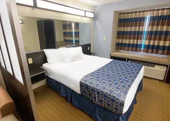 WeStay Suites - Belle Chasse hotel thumbnail 4