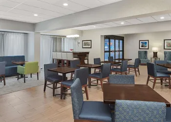 Hampton Inn Lagrange near Callaway Gardens hotel thumbnail 2