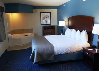 AmericInn by Wyndham Fort Dodge hotel thumbnail 7