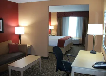 Holiday Inn Express Cortland by IHG hotel thumbnail 4