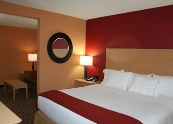 Holiday Inn Express Cortland by IHG hotel thumbnail 7