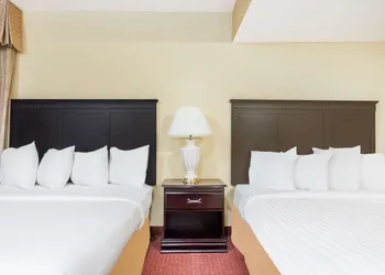 Hawthorn Extended Stay by Wyndham Columbus North hotel thumbnail 5