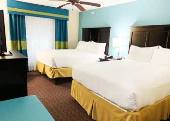 Holiday Inn Express Hotel & Suites Gainesville by IHG hotel thumbnail 3