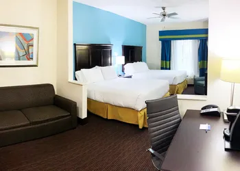 Holiday Inn Express Hotel & Suites Gainesville by IHG hotel thumbnail 4