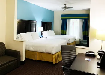 Holiday Inn Express Hotel & Suites Gainesville by IHG hotel thumbnail 6