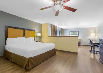 Studio 6 Extended Stay Fishkill Westage Center NY hotel thumbnail 6