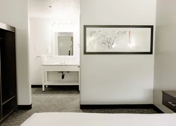 Quality Inn & Suites Lathrop - South Stockton hotel thumbnail 7
