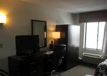 Suburban Studios Johnstown - Richland Town Center hotel thumbnail 4