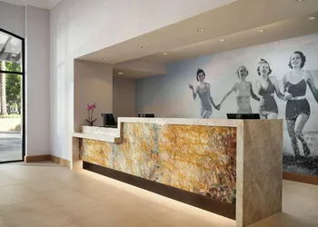 DoubleTree by Hilton Irvine - Spectrum hotel thumbnail 5