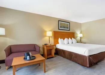 Best Western Danbury/Bethel hotel thumbnail 7