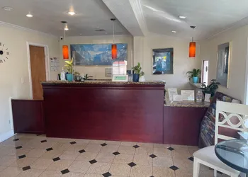 Holiday Motel Oakdale hotel thumbnail 2
