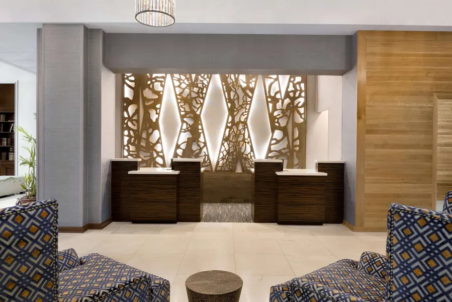 DoubleTree by Hilton Milwaukee - Brookfield hotel detail image 2