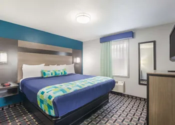 Knights Inn and Suites Salem hotel thumbnail 4