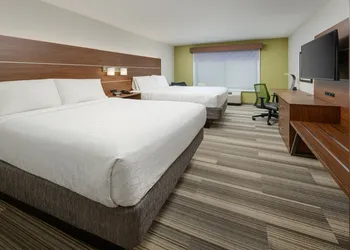 Holiday Inn Express Hotel & Suites Tullahoma by IHG hotel thumbnail 4