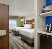 Holiday Inn Express Hotel & Suites Tullahoma by IHG hotel detail image 7