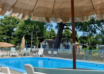 Maddox Inn hotel thumbnail 3