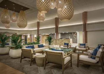 Park Shore Waikiki hotel thumbnail 2