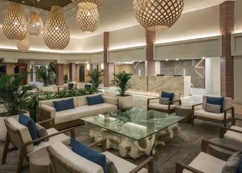 Park Shore Waikiki hotel thumbnail 3
